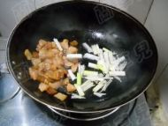 胡萝卜腐竹焖肉的做法第9步图示
