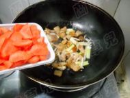 胡萝卜腐竹焖肉的做法第10步图示