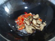 香菇烧豆腐的做法第4步图示